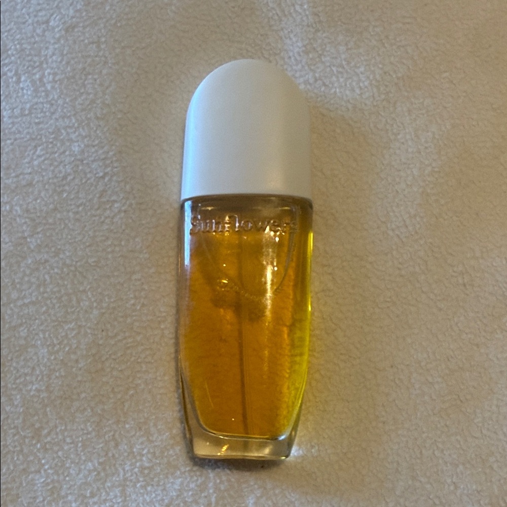 Clinique Aromatics Elixir Style Amber Perfume Bottle